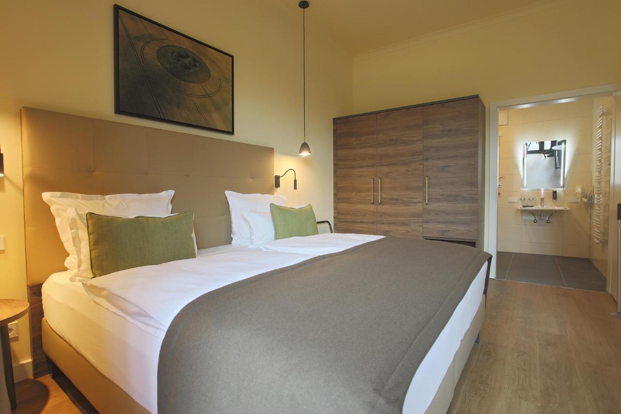 Farmer Hotel Basedow Basedow  Buitenkant foto