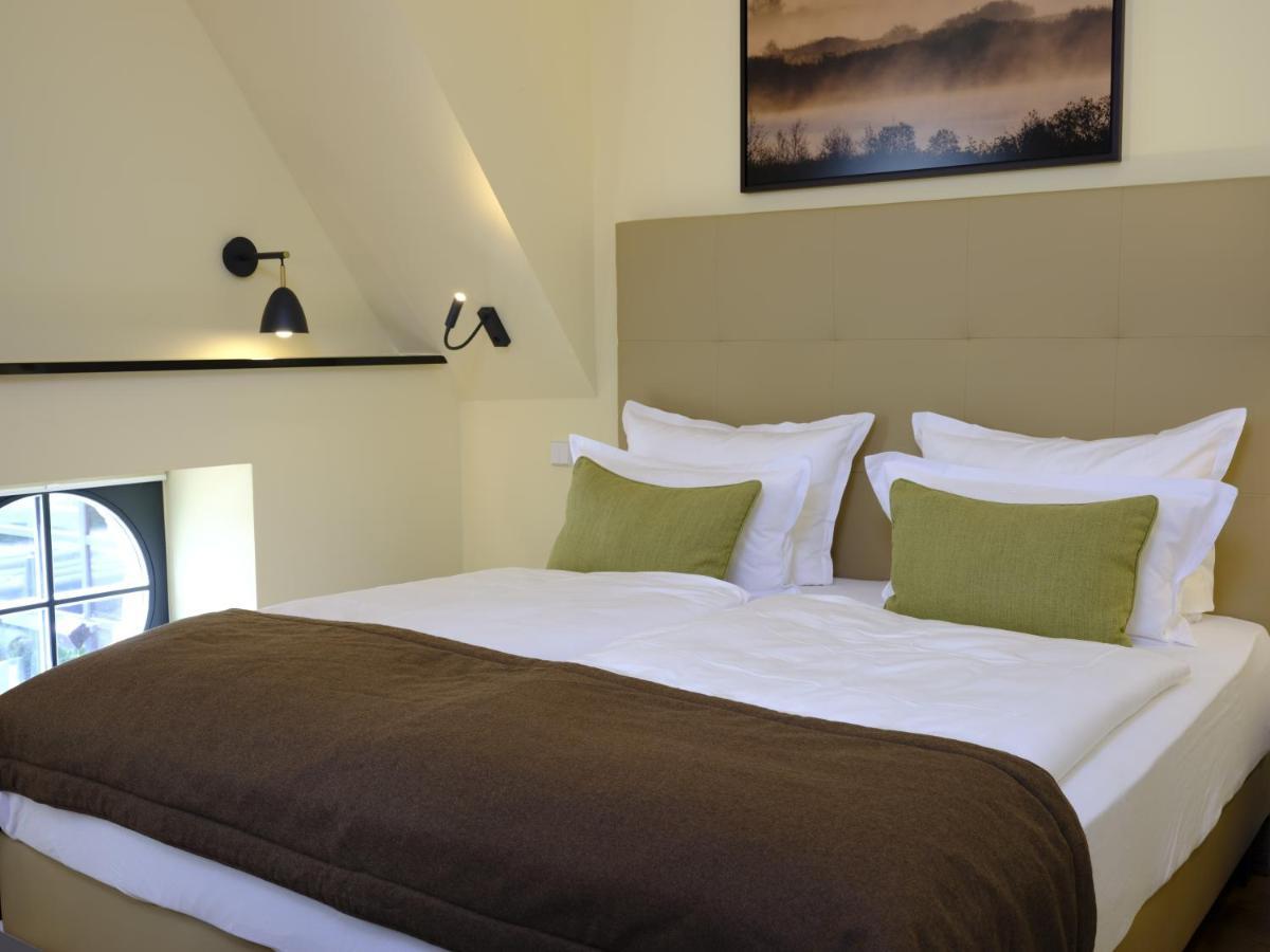Farmer Hotel Basedow Basedow  Buitenkant foto